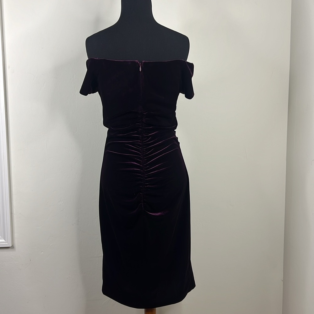 X BY XSCAPE Plum Off the Shoulder Scrunch Back Cocktail Dress 6 - Picture 7 of 9